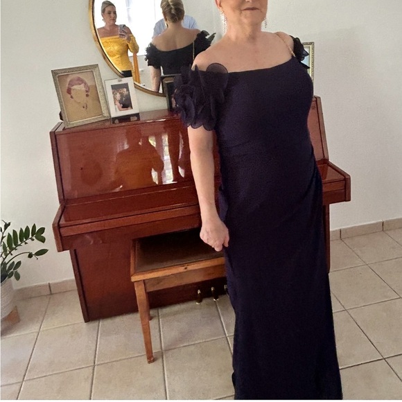 Xscape Nordstroms Navy Ruched Strapless Sheath Evening Gown - Picture 3 of 15